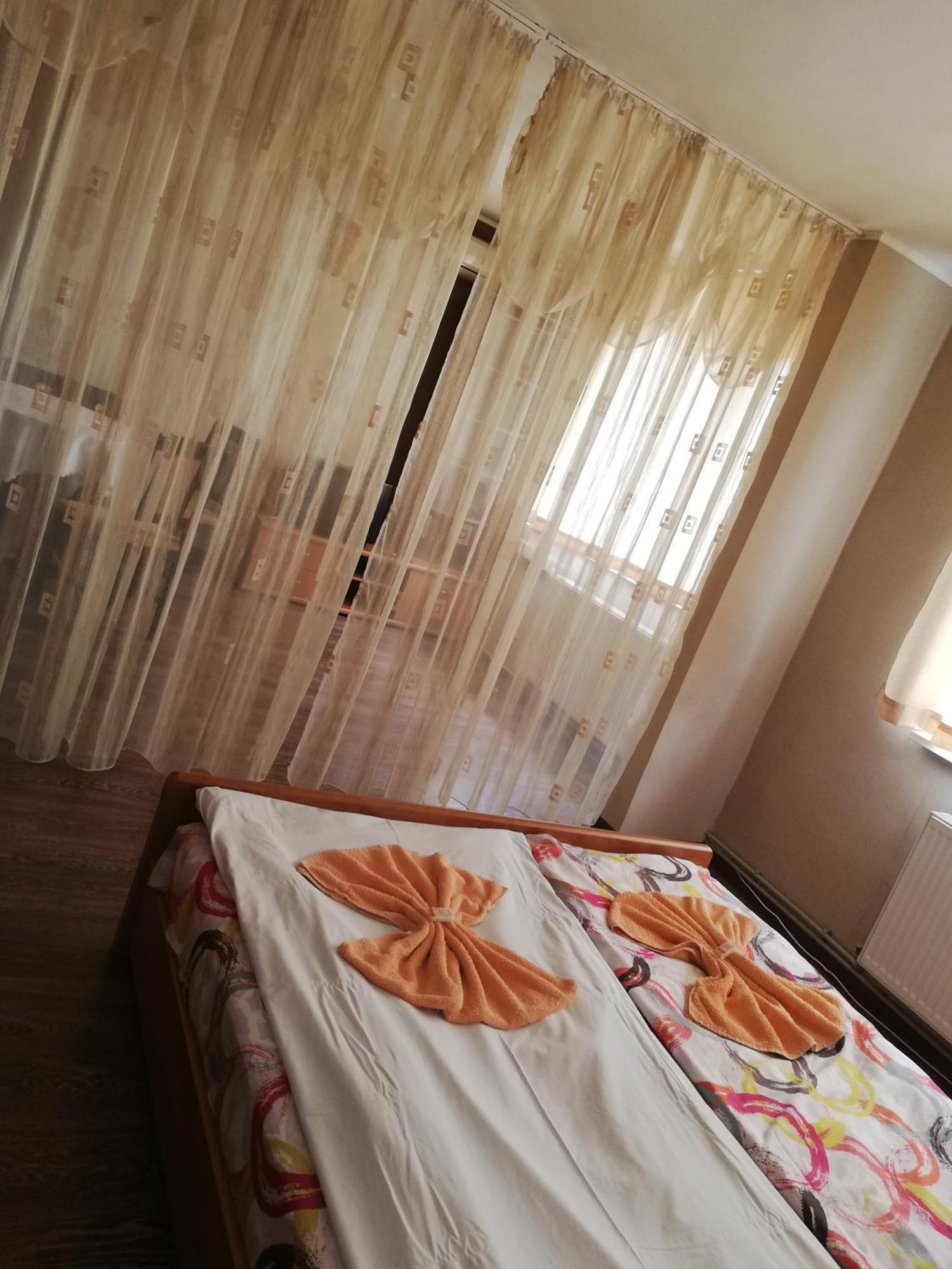 Хотелски Комплекс Родина Mizara Kamer foto